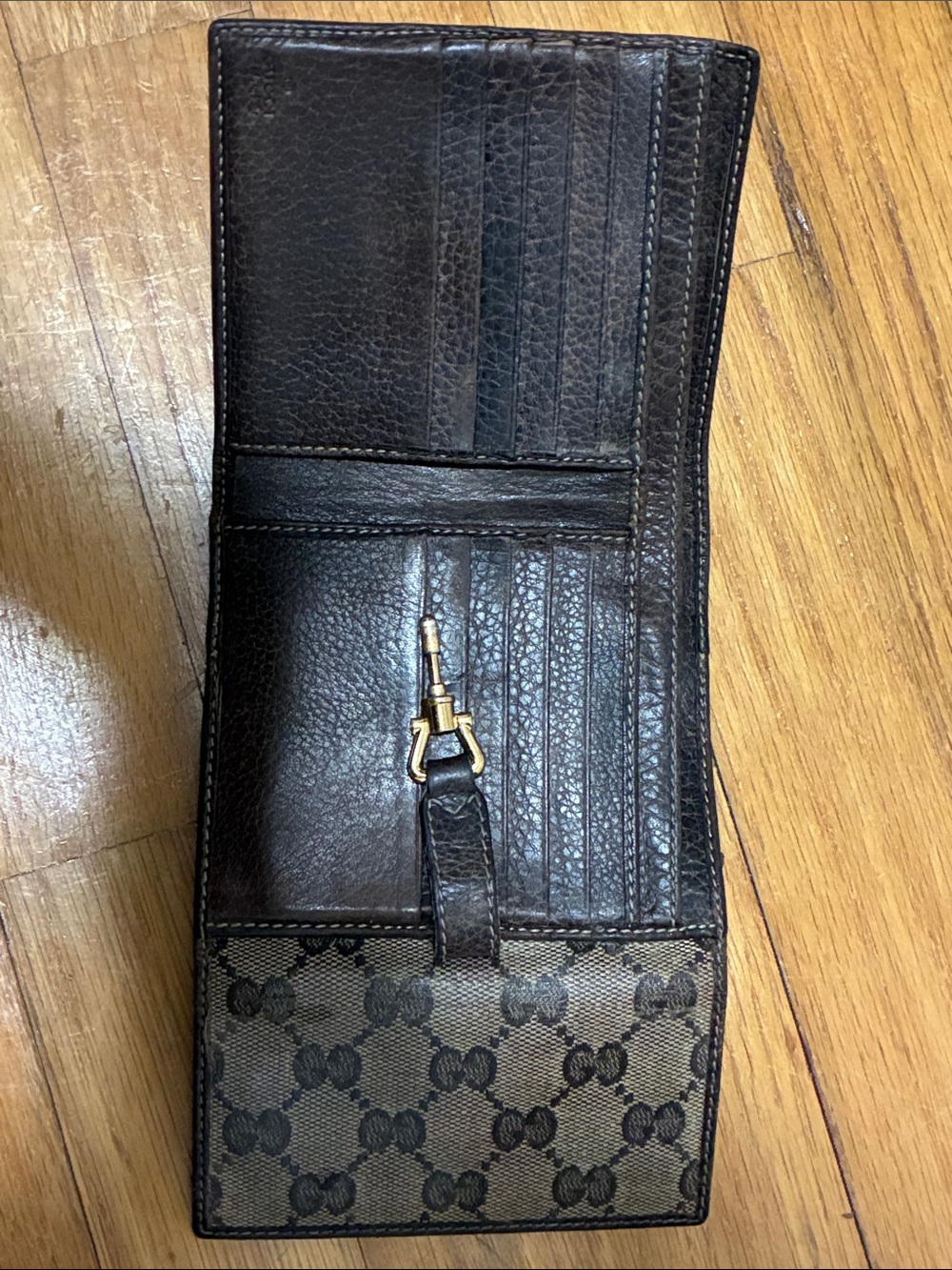 Gucci Monogram Crystal GG Compact Fold wallet beige with box Authentic - Picture 12 of 17